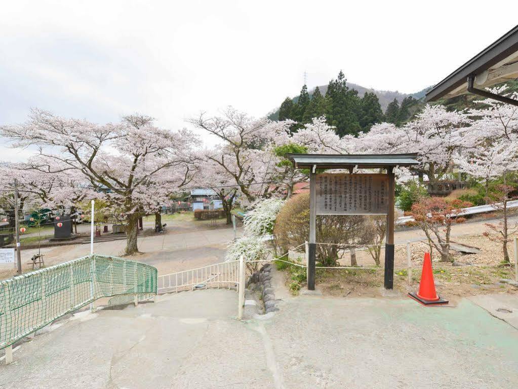 Hotel Monogusa no Yado Hanasenkyo Nikko Exterior foto